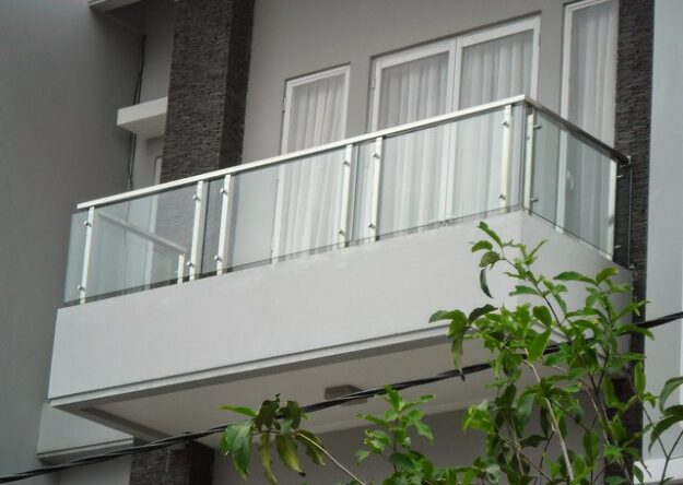 balkon aluminium kaca
