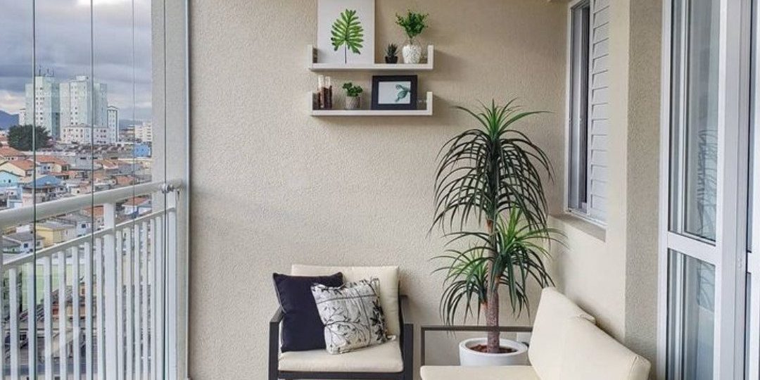 balkon tertutup kaca